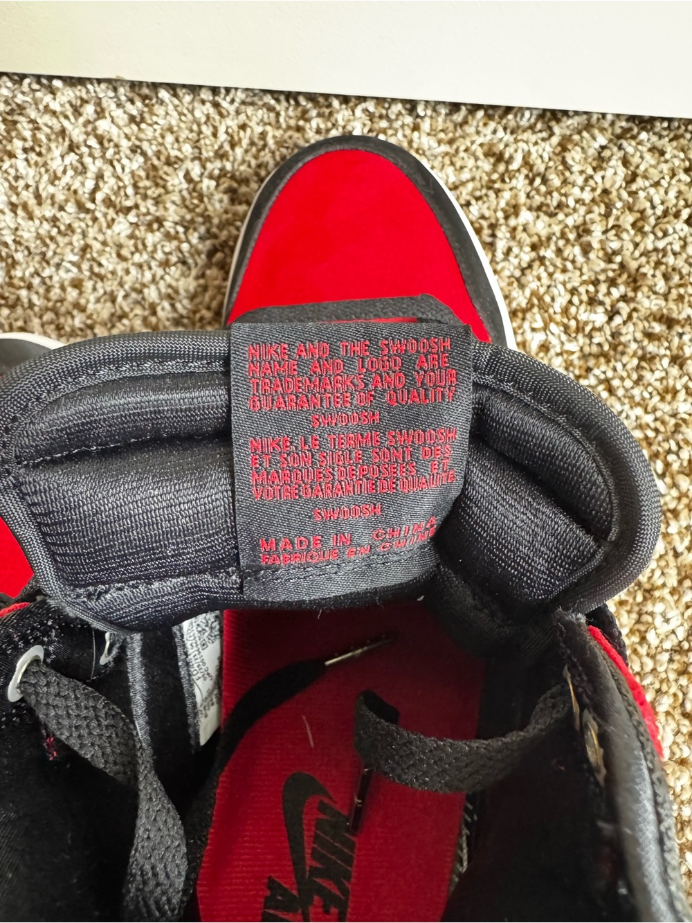 Nike Air Jordan 1 High OG - Black & Red - Picture 9 of 9